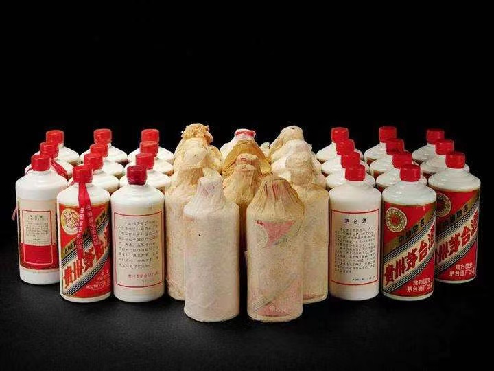 巴马老酒回收上门哪里回收(附近上门回收茅台酒）?